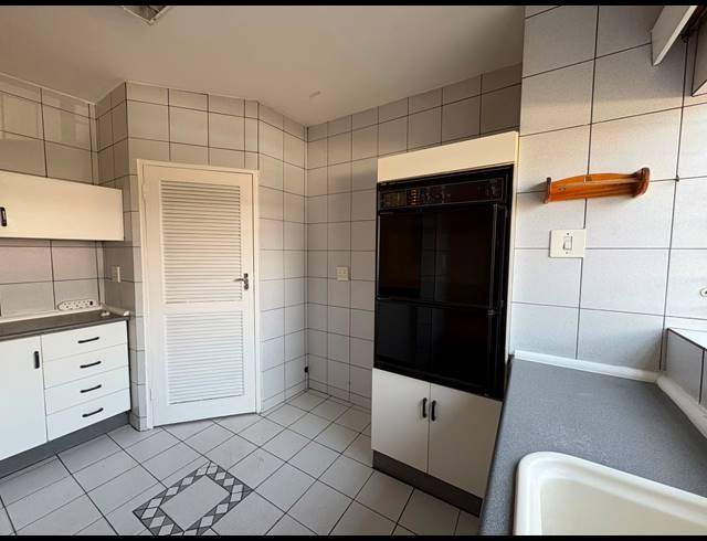 3 BEDROOM TOWNHOUSE FOR SALE IN VAALPARK